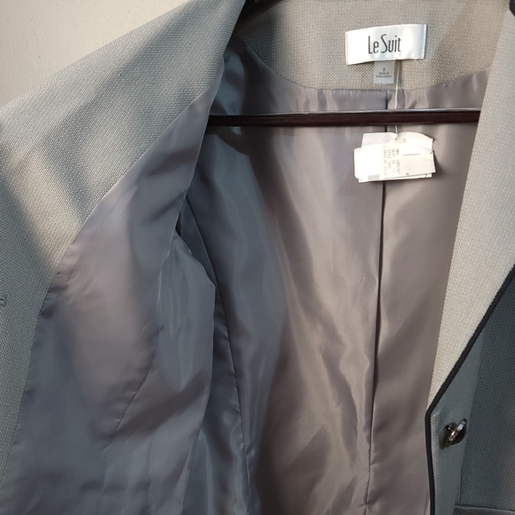 Le Suit NWOT Black Trim Gray Winged Collar 2 Button Blazer Suit Jacket - SIZE 8 - Picture 6 of 12